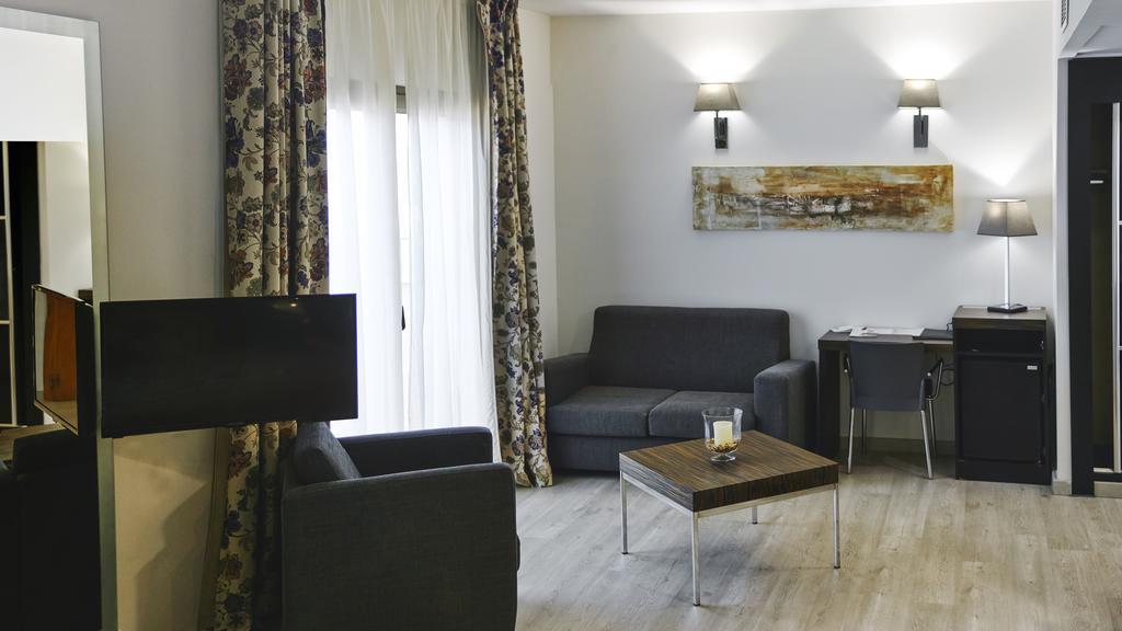 Hotel Vila De Muro ムーロ・デ・アルコイ エクステリア 写真