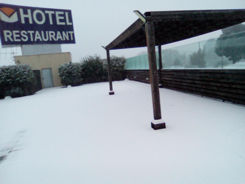 Hotel Vila De Muro ムーロ・デ・アルコイ エクステリア 写真