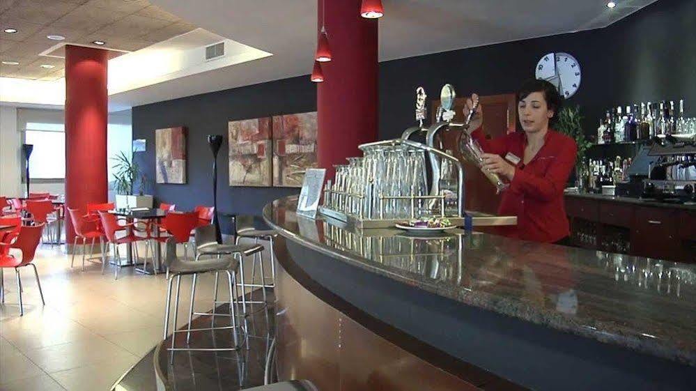 Hotel Vila De Muro ムーロ・デ・アルコイ エクステリア 写真